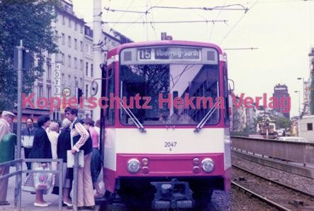Köln Straßenbahn - Hansaring/Friesenplatz - Linie 15 Wagen Nr. 2047 - Bild 1