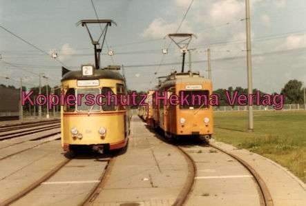Karlsruhe Straßenbahn - Depot West - Wagen Nr. 136 und Tw. Nr. 398