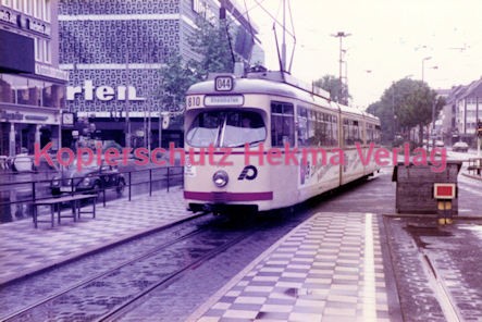 Krefeld Straßenbahn - Linie 044 Wagen Nr. 810 - Bild 2