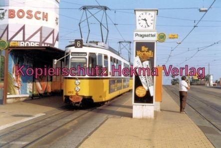 Stuttgart Straßenbahn - Haltestelle Pragsattel - Linie 6 Wagen Nr. 492 - Bild 1