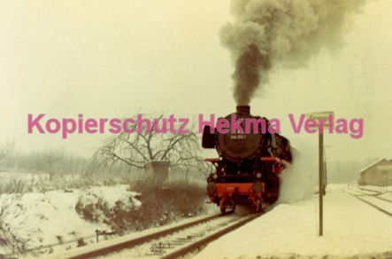 Godramstein/Pfalz Eisenbahn - Bahnhof - Lok 23 055, Lok 044 374-7 und Lok 23 068 - Bild 2