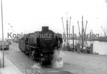 Norddeich Mole Eisenbahn - Lok 012 057-6