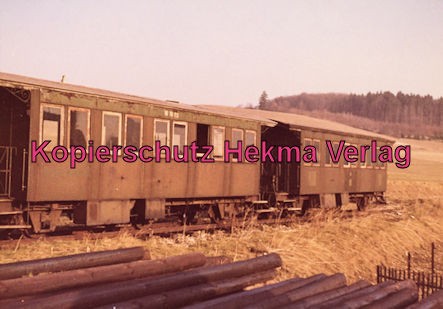 Härtsfeldbahn - Württembergische Nebenbahn A.G. - Bahnhof Neresheim - Personenwagen aus der Zeit des Dampfbetriebes
