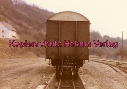 Möckmühlbahn Schmalspur-Eisenbahn - SWEG - Bahnhof Jagsthausen - Güterwagen auf Röllböcke