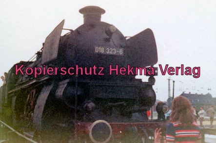 Rheingoldzug von Düsseldorf nach Arnheim - BW Neuß (Rhein) - Lok 018 323-6