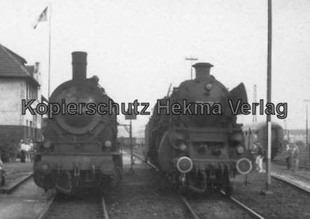 Rheingoldzug von Düsseldorf nach Arnheim - BW Neuß (Rhein) - Lok 055 113-5 und Lok 018 323-6