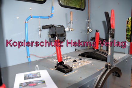 Stumpfwaldbahn Eiswoog Pfalz Eisenbahn - Bahnhof Eiswoog - Feldbahnlok - Innenansicht