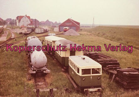 Spieckeroog Inselbahn - Betriebsgelände mit der Wagenhalle
