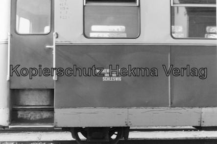 Schleswig - Eisenbahn - Verkehrsbetriebe des Kreises Schleswig - Bahnhof Schleswig - Letzte Fahrzeuge (Kopie)