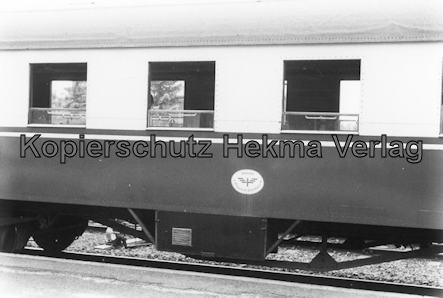 Sonderzug nach Königstein i. T. - Bahnhof Königstein - Personenwagen