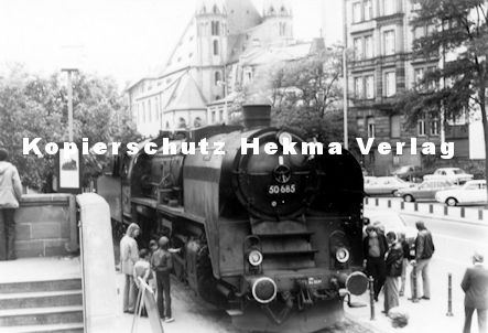 Hystorische Eisenbahn Frankfurt e.V. - Frankfurt - Haltestelle Eisener Steg - Lok 50 685
