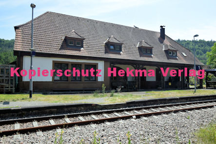 Hinterweidenthal Ost - Bahnhaltepunkt - Bahnhofsgebäude
