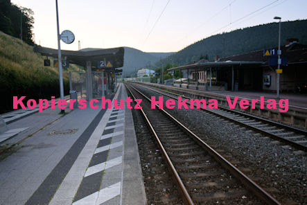 Lambrecht - Bahnhof - Bahnsteig