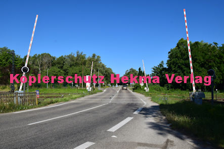 Lauterbourg (Frankreich) Eisenbahn - Bahnhof - Bahnübergang