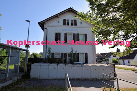 Neuburg (Rhein) Eisenbahn - Bahnhaltepunkt - Bahnhofsgebäude