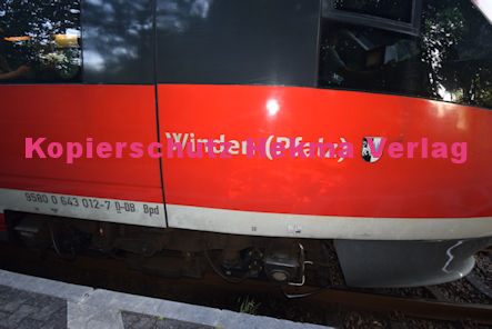Rohrbach (Pfalz) Eisenbahn - Rohrbach - Bahnhof - RB 51 Wagen 643 012 Winden (Pfalz)