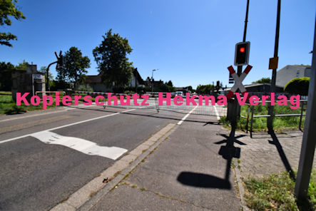 Eisenbahn Kandel (Pfalz) - Kandel Bahnhof - Bahnübergang