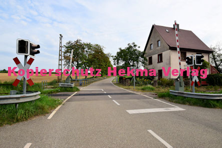 Kapellen-Drusweiler (Pfalz) Eisenbahn - Bahnhaltepunkt Kapellen-Drusweiler - Bahnübergang