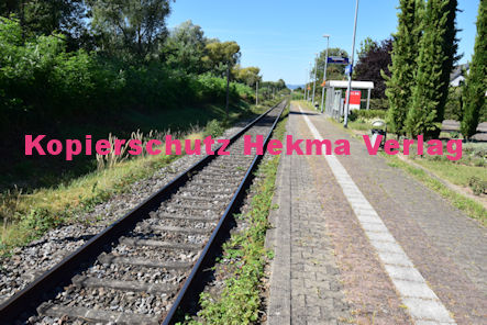 Kapsweyer (Pfalz) Eisenbahn - Bahnhaltepunkt Kapsweyer - Bahnsteig