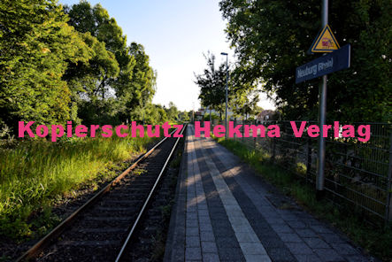 Neuburg (Rhein) Eisenbahn - Bahnhaltepunkt - Bahnsteig