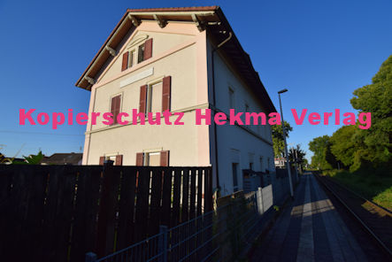 Neuburg (Rhein) Eisenbahn - Bahnhaltepunkt - Bahnhofsgebäude