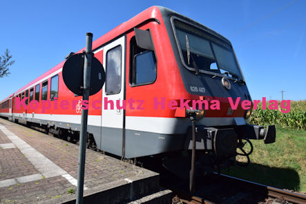 Schaidt (Pfalz) Eisenbahn - Schaidt Bahnhaltepunkt - RB 53 Wagen 628 467