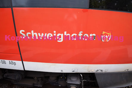 Steinweiler (Pfalz) Eisenbahn - Bahnhaltepunkt Steinweiler (Pfalz) - RB 51 Wagen 643 (502) 513 Schweighofen