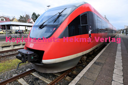 Bad Bergzabern (Pfalz) Eisenbahn - Bahnhof Bad Bergzabern - RB54 Zug 643 515 Ottmar Walter