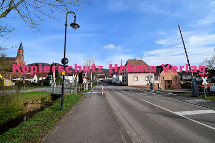 Albersweiler Eisenbahn - Albersweiler Bahnübergang BÜ 34,034 Albersweiler - Weinstraße
