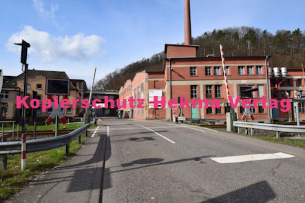 Annweiler-Sarnstall Eisenbahn - Annweiler-Sarnstall Bahnübergang 442 BÜ 41,9 - Wasgau Straße