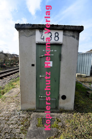 Annweiler am Trifels Eisenbahn - Annweiler Bahnübergang 438 BÜ 40,040 Annweiler II - Zweibrücker Straße