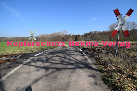 Barbelroth (Pfalz) Eisenbahn - Barbelroth Bahnübergang 1335 - Jahnstr./Sportplatz