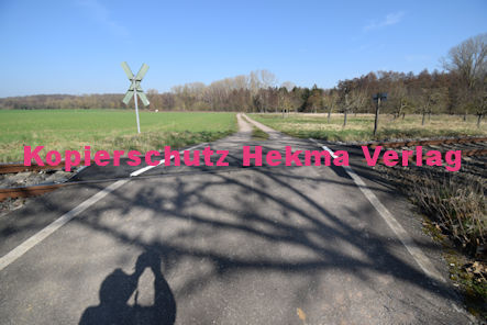 Barbelroth (Pfalz) Eisenbahn - Barbelroth Bahnübergang 1335 - Jahnstr./Sportplatz
