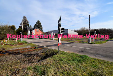 Godramstein Pfalz Eisenbahn - Godramstein Bahnübergang BÜ 30,207 - Bahnhofstraße