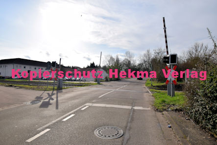 Godramstein Pfalz Eisenbahn - Godramstein Bahnübergang BÜ 30,207 - Bahnhofstraße