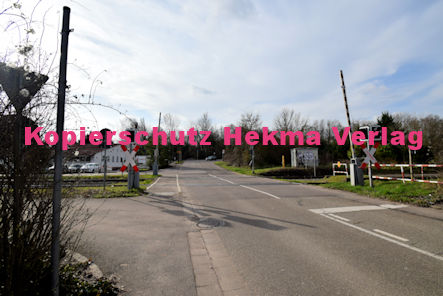 Godramstein Pfalz Eisenbahn - Godramstein Bahnübergang BÜ 30,207 - Bahnhofstraße