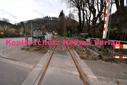 Hinterweidenthal Eisenbahn - Hinterweidenthal Bahnübergang 333 BÜ - Hauptstraße