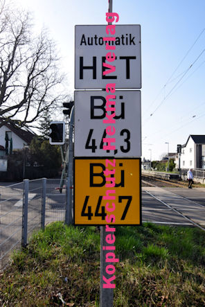 Jockgrim Eisenbahn - Jockgrim Bahnübergang - Hatzenbühler Straße/Bahnhofstraße - Jockgrim I Bü 1288 km 44.306