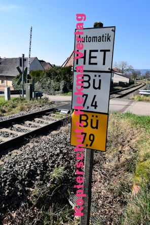 Kapellen-Drusweiler (Pfalz) Eisenbahn - Bahnübergang BÜ 7,4 - 1341 - Friedhofstr./Friedhof