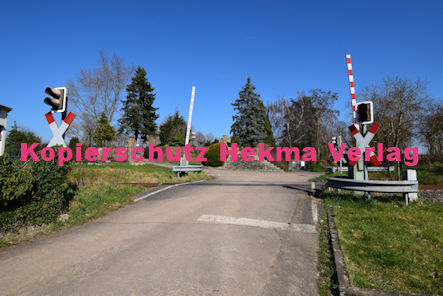 Kapellen-Drusweiler (Pfalz) Eisenbahn - Bahnübergang BÜ 7,4 - 1341 - Friedhofstr./Friedhof