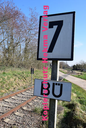 Kapellen-Drusweiler (Pfalz) Eisenbahn - Bahnübergang BÜ - 1340 - Dorfstraße
