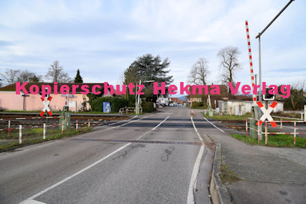 Knöringen Eisenbahn - Knöringen Bahnübergang BÜ 13,6 - Bahnhofstraße