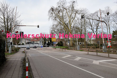 Landau Pfalz Eisenbahn - Landau Bahnübergang BÜ 26,9 - Schloßstraße