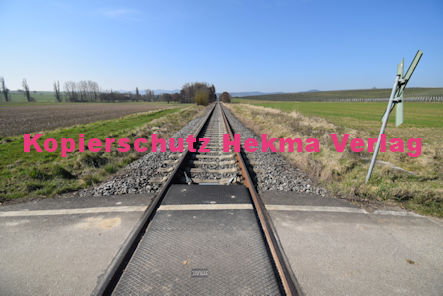 Oberhausen (Pfalz) Eisenbahn - Oberhausen Bahnübergang 1339 - An den Hofäckern/Jubiläumsbank