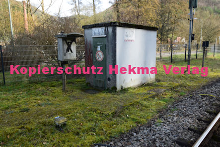 Rinnthal Eisenbahn - Rinnthal Bahnübergang 447 BÜ 43,258 - Bahnhofstraße