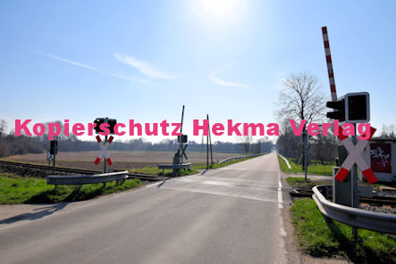 Winden (Pfalz) Eisenbahn - Winden K 12 - Bahnübergang BÜ 1,3 Steinweilerer Str.