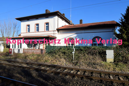 Berghausen (Pfalz) Eisenbahn - Bahnhaltepunkt Berghausen - Bahnhofsgebäude