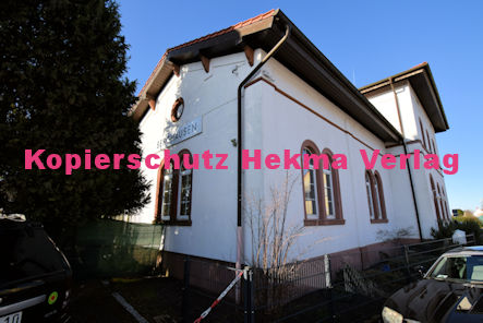 Berghausen (Pfalz) Eisenbahn - Bahnhaltepunkt Berghausen - Bahnhofsgebäude