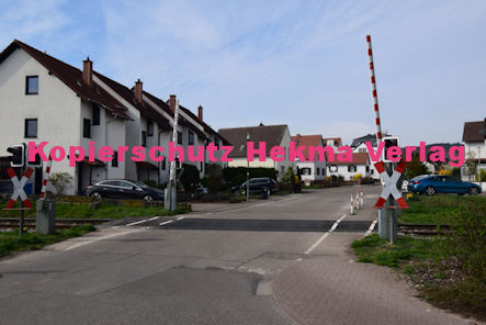 Forst an der Weinstraße - Eisenbahn - Forst Bahnübergang 2320 Bü 10,1 - Heidweg