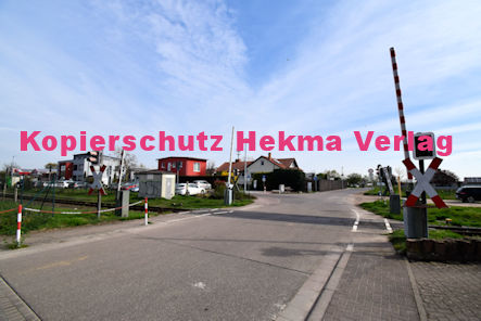 Forst an der Weinstraße - Eisenbahn - Forst Bahnübergang 2320 Bü 10,1 - Heidweg